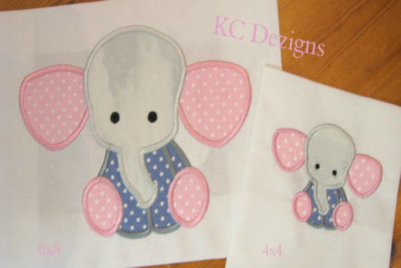 Baby Elephant Sitting Embroidery Design